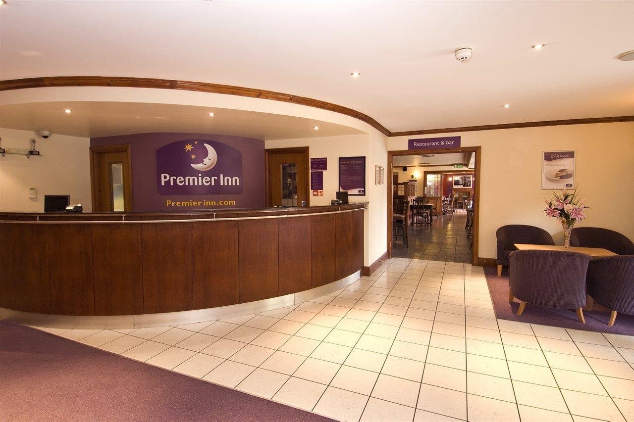 Premier Inn Gatwick Crawley Town West Kültér fotó